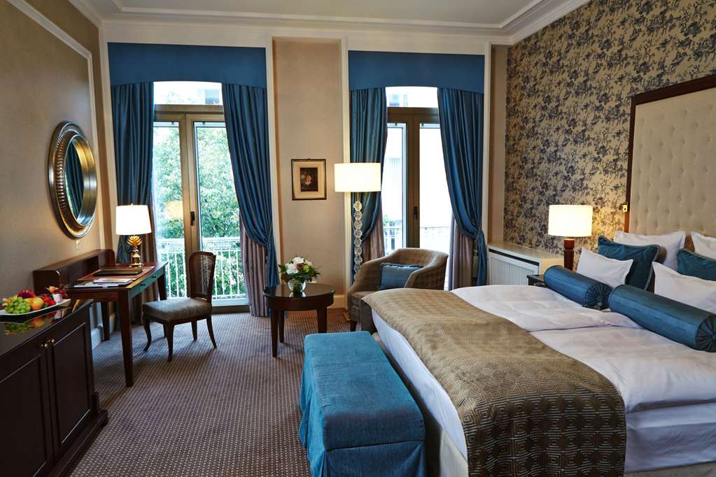 Steigenberger Parkhotel, Duesseldorf, Germany - Grand Deluxe Room