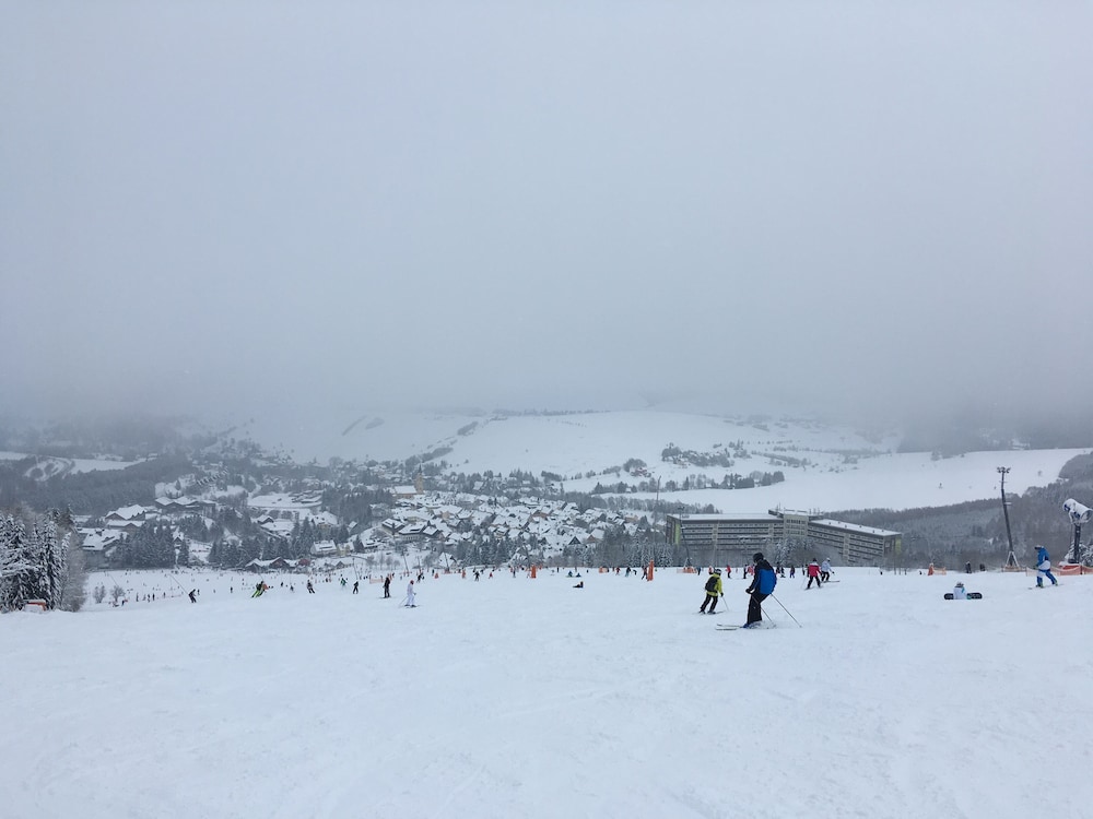 Snow and ski sports