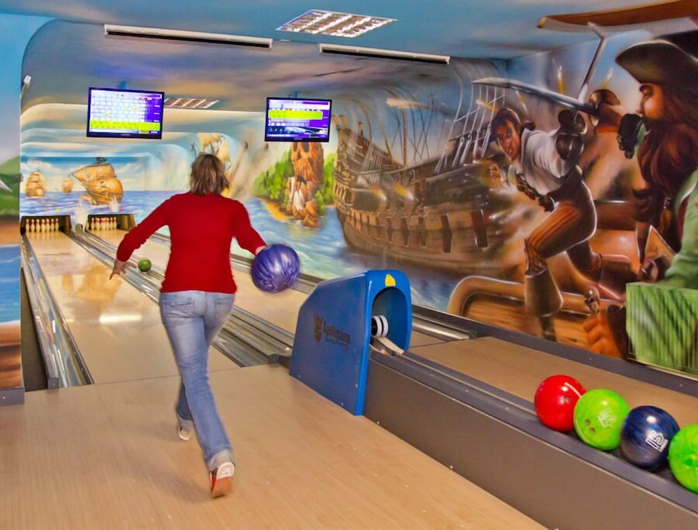 Bowling
