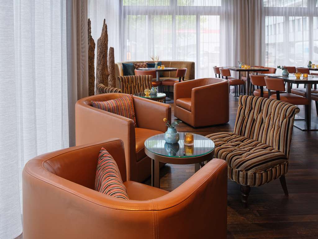 adina hotel berlin checkpoint charlie alto bar