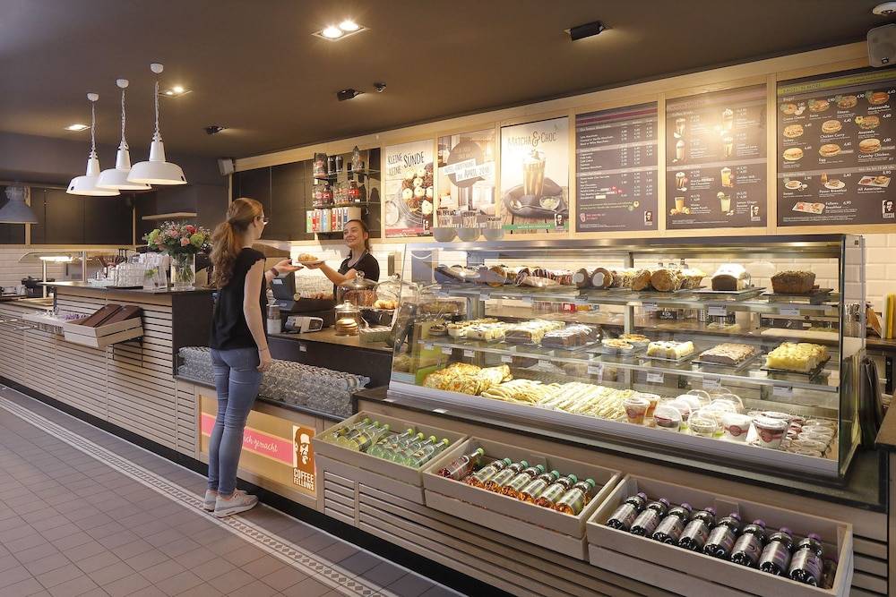 Coffee shop