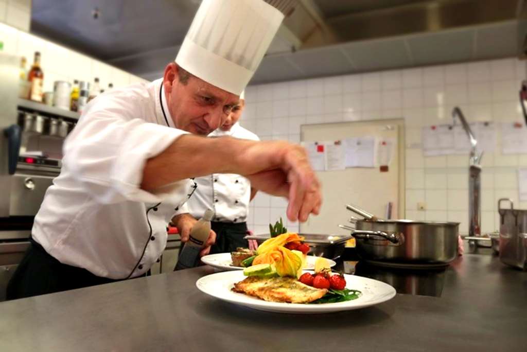 Kitchen TOP Luitpoldpark Hotel Fuessen