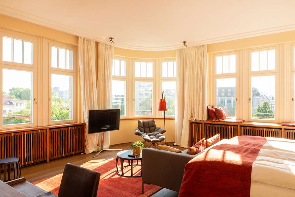 Orania Bedroom right Fridolin Full