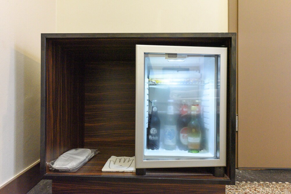 Minibar