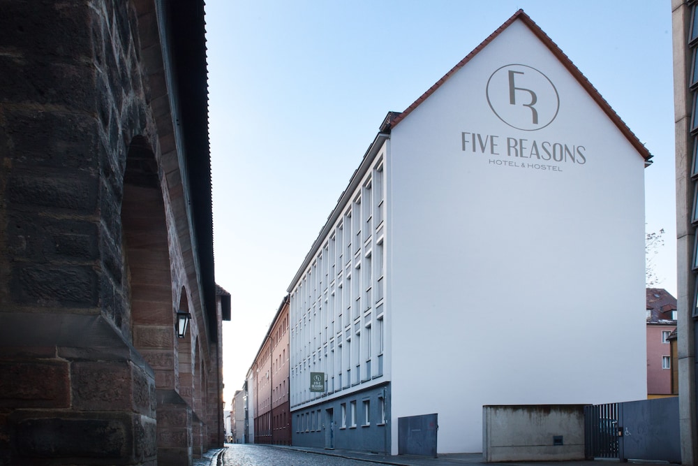 Five Reasons Hotel & Hostel