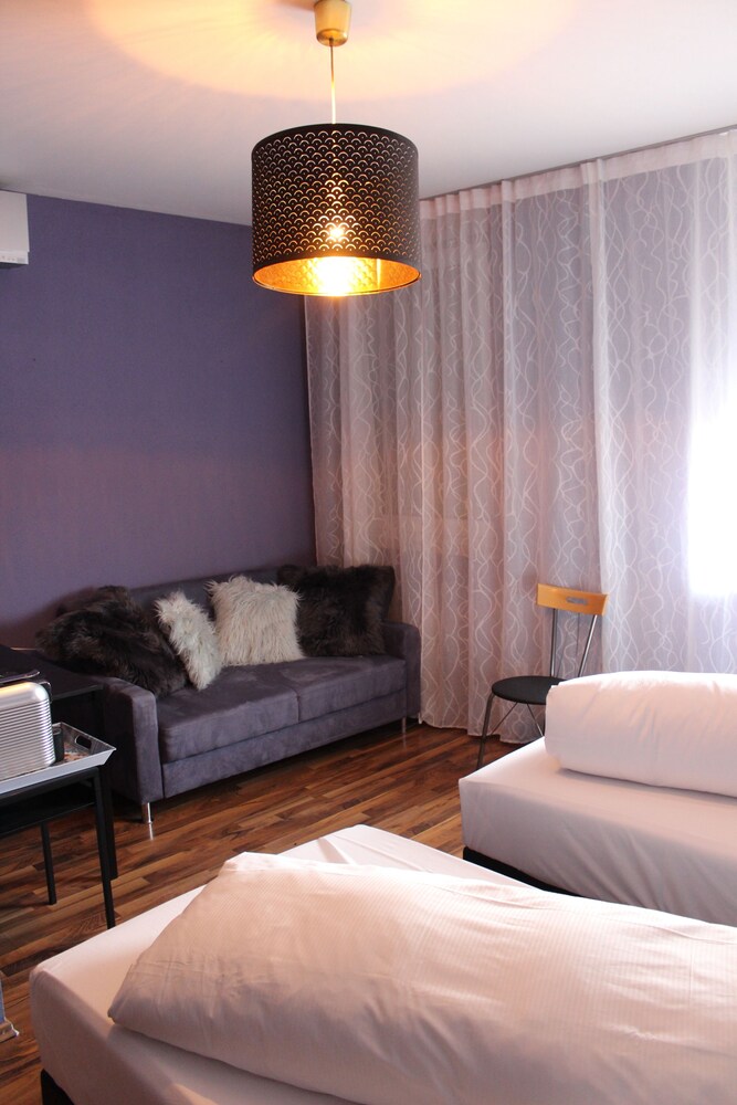 Guestroom