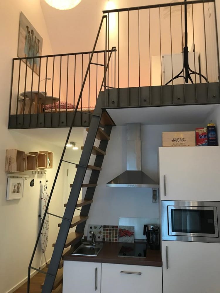 Private kitchenette