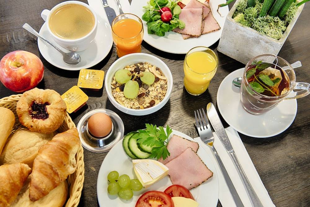 Breakfast meal