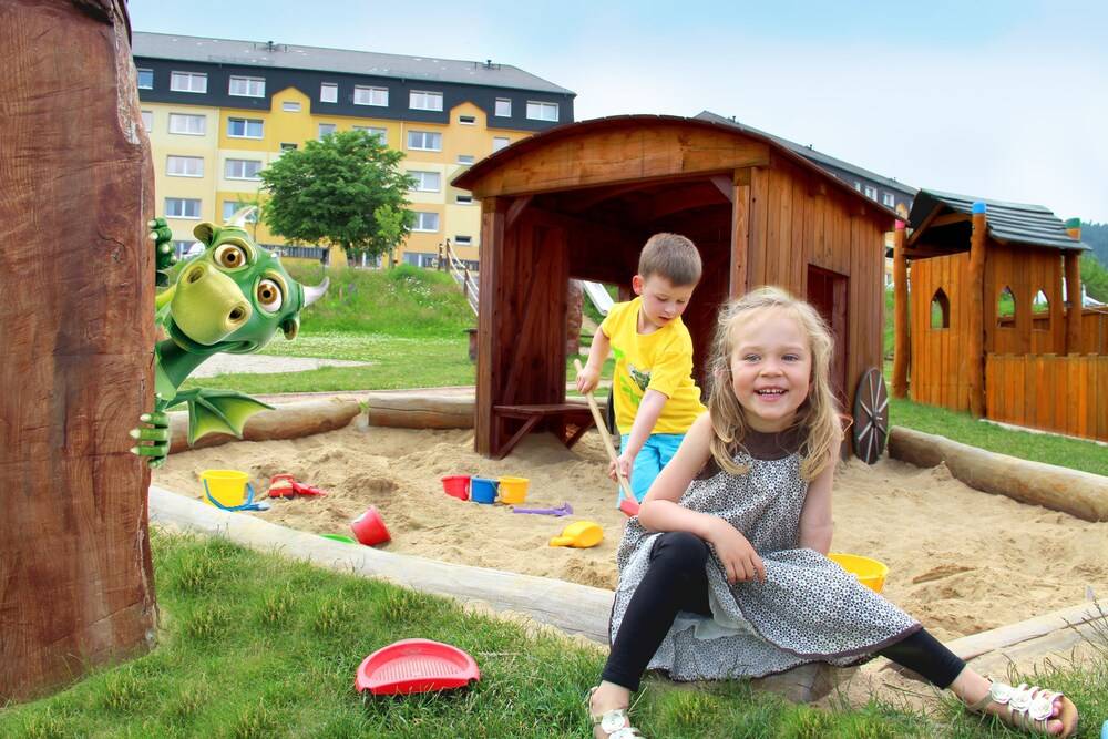Childrens Play Area - Outdoor
