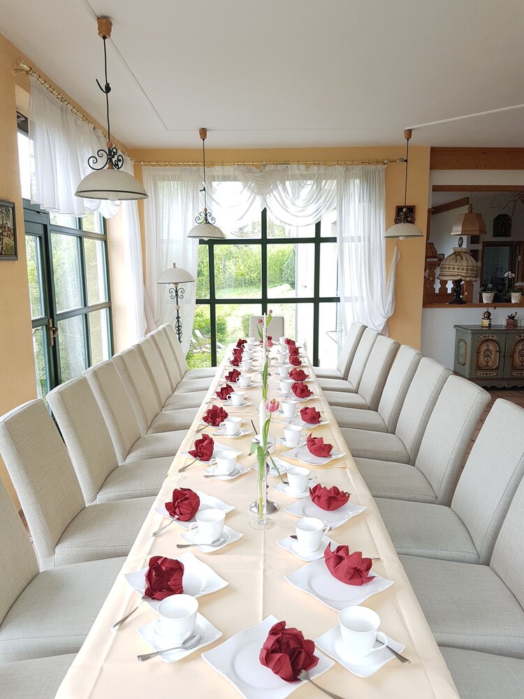 Family Dining