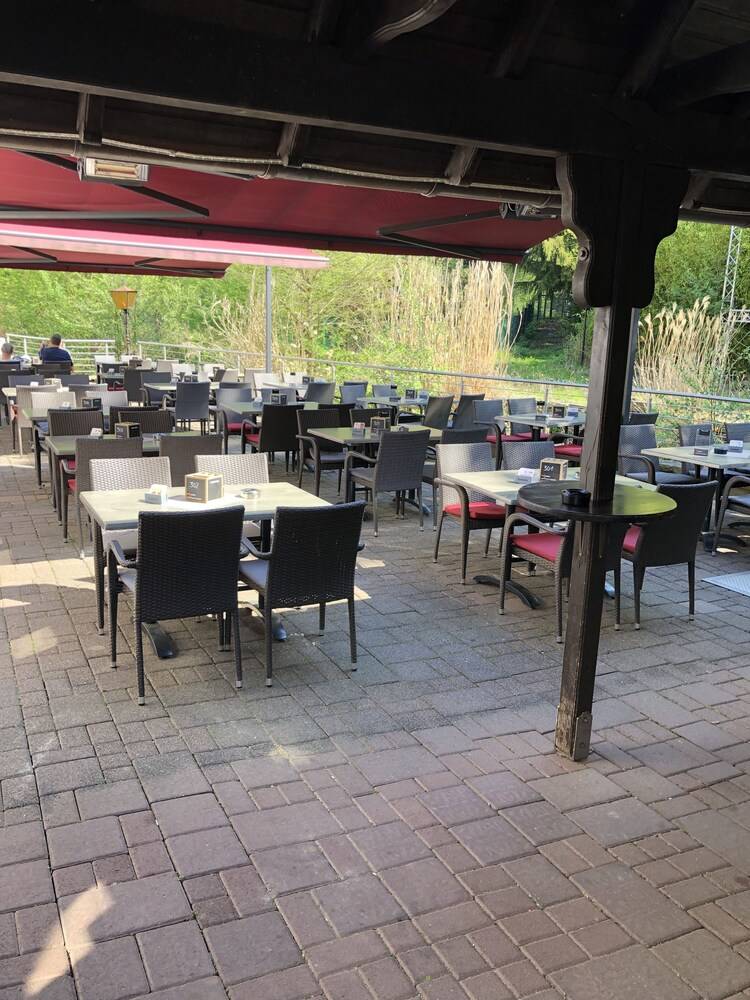 Sundeck