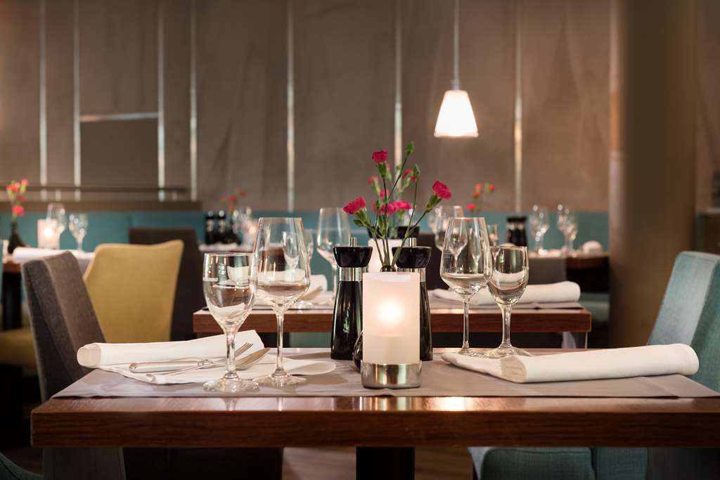 AUG F B Restaurant Dinner