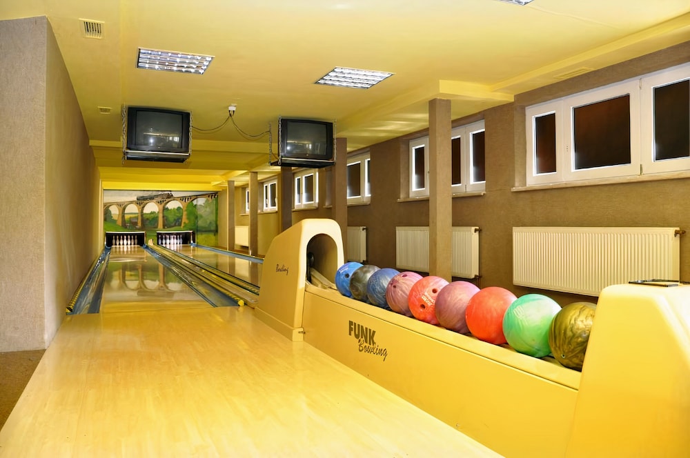 Bowling