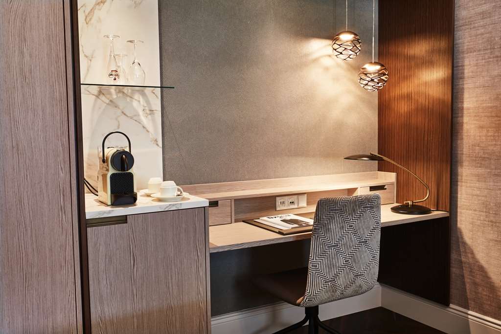 Steigenberger Parkhotel, Düsseldorf - Deluxe room