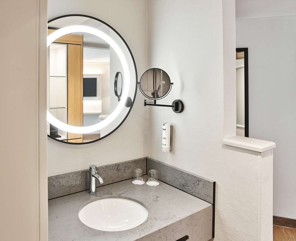MAXX by Steigenberger Sanssouci Potsdam, Germany - Bathroom