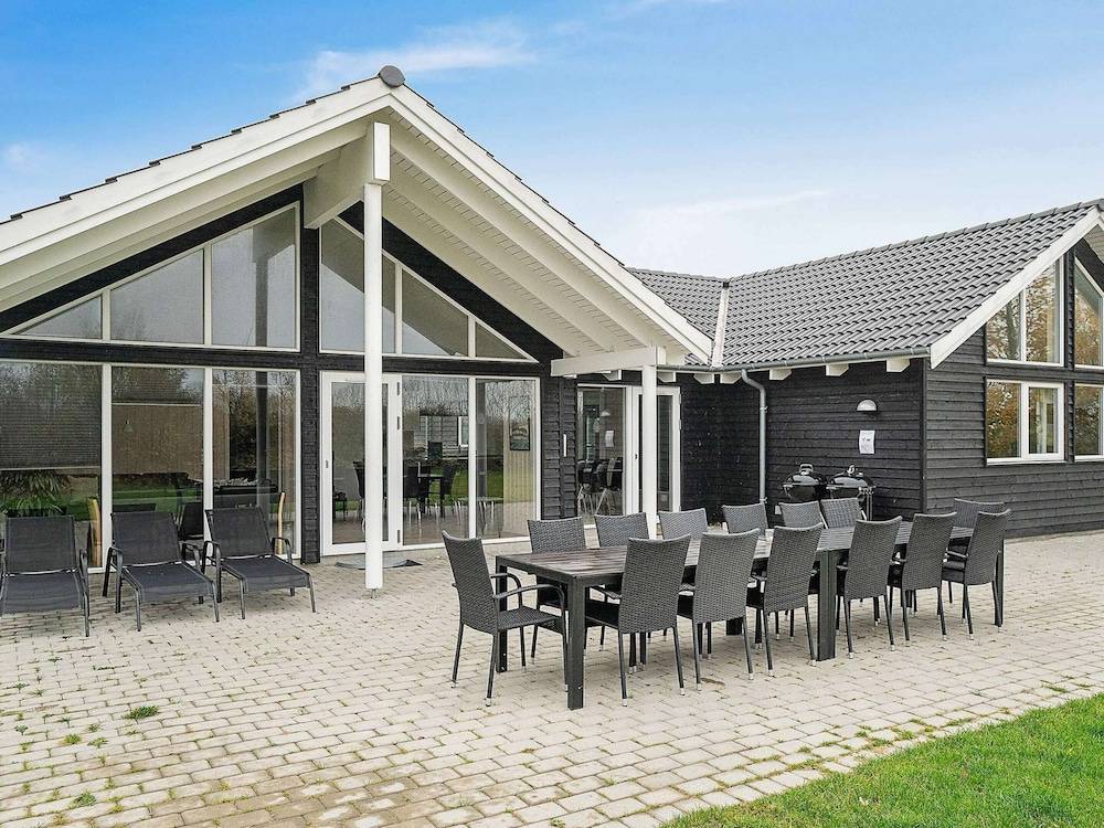 16 person holiday home in Hasselberg