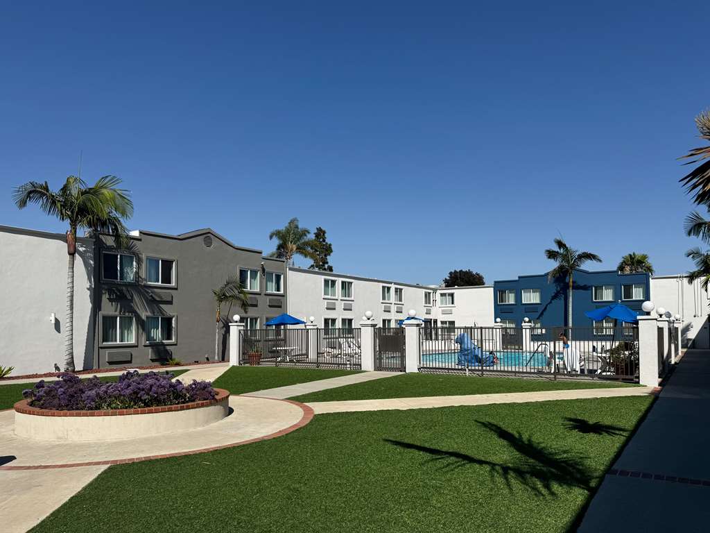 Studio 6 Suites Carson CA - photo 5
