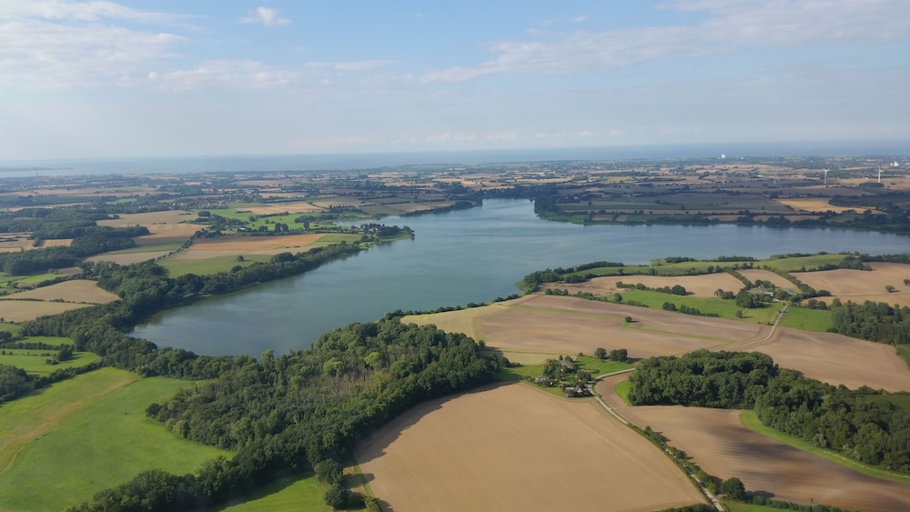 Helicopter/plane tours