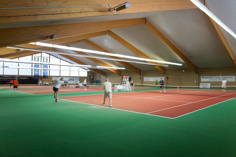 Tennis court