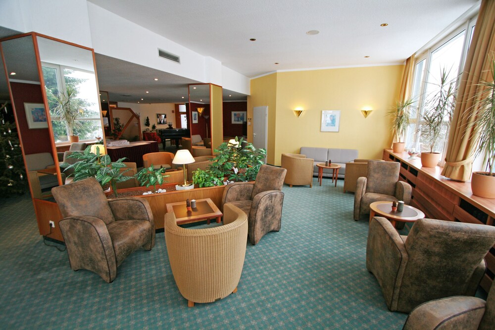 Hotel Lounge