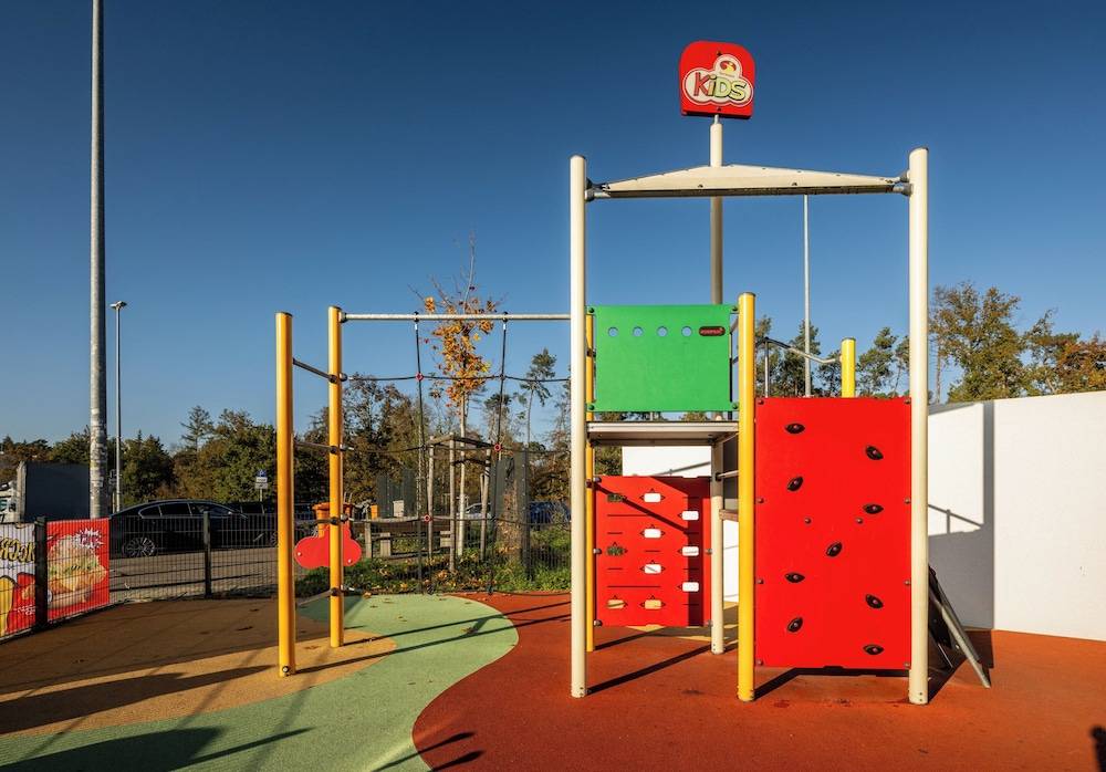 Children's play area - outdoor