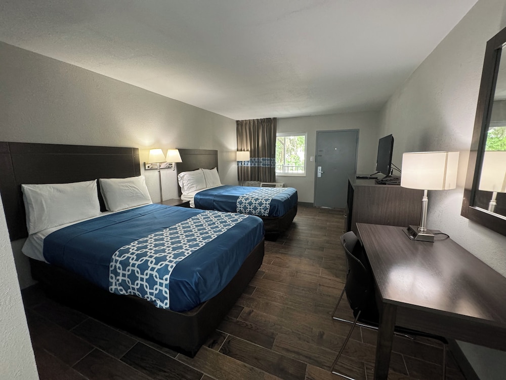 Econo Lodge University Florida - photo 4