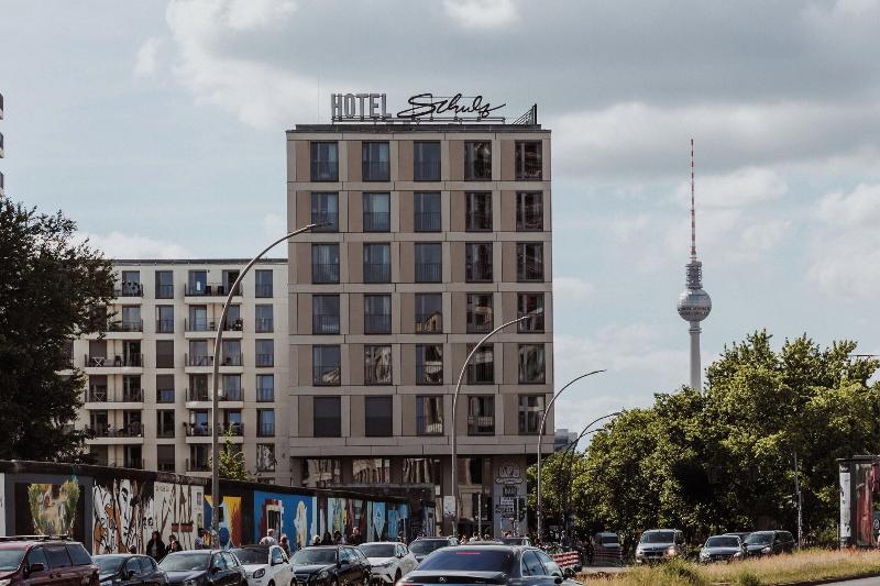 Schulz Hotel Berlin Wall at the East Side Gallery