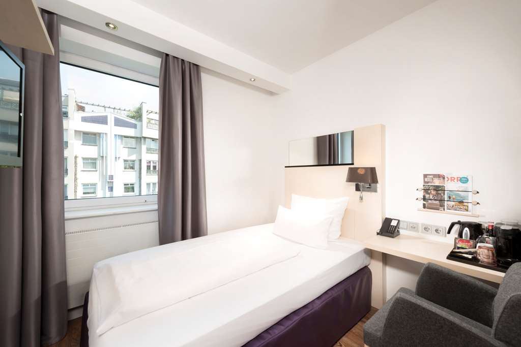 Scandic Berlin Kurfu rstendamm Room Economy QE Hard Floor Single