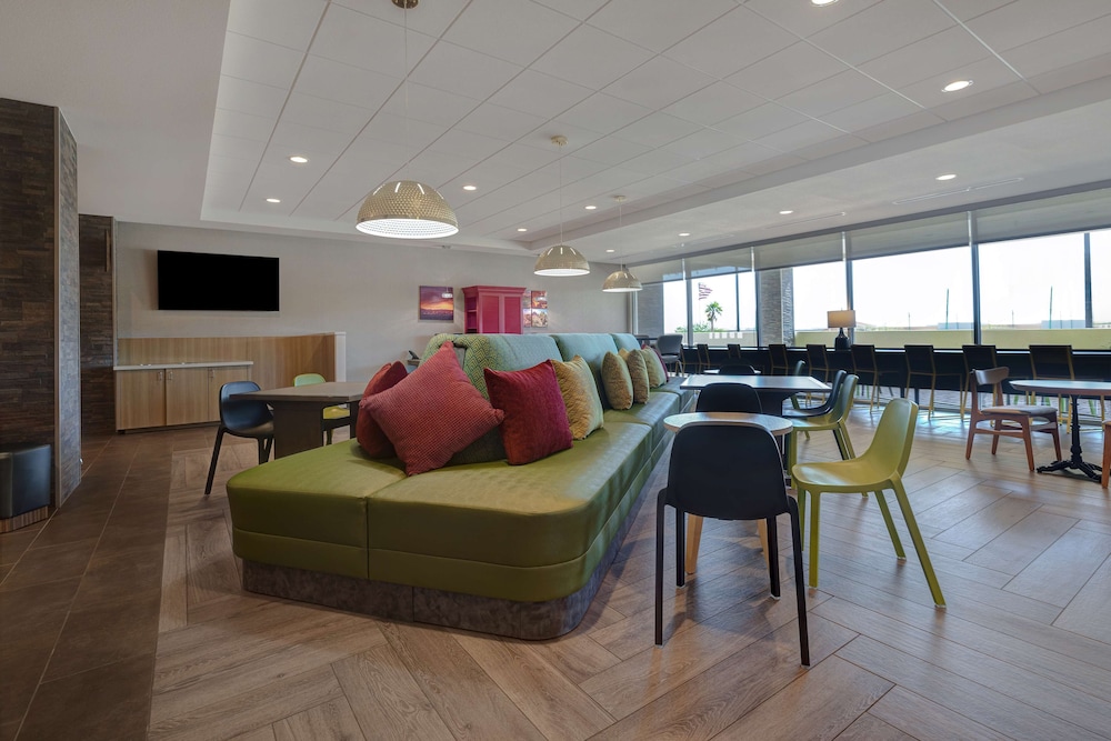 Home2 Suites by Hilton Las Vegas Northwest - photo 3