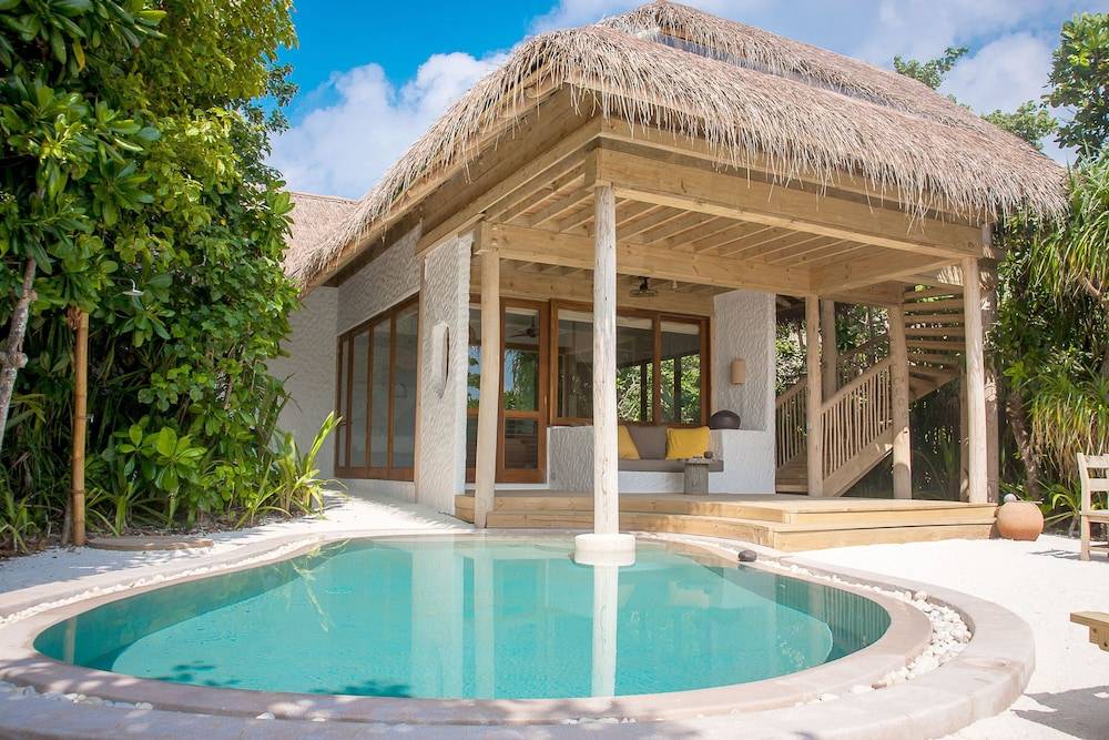 Private pool