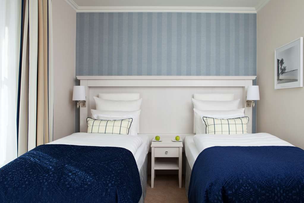 Steigenberger Grandhotel and Spa, Heringsdorf/Usedom, Germany - Penthouse Palais, bedroom