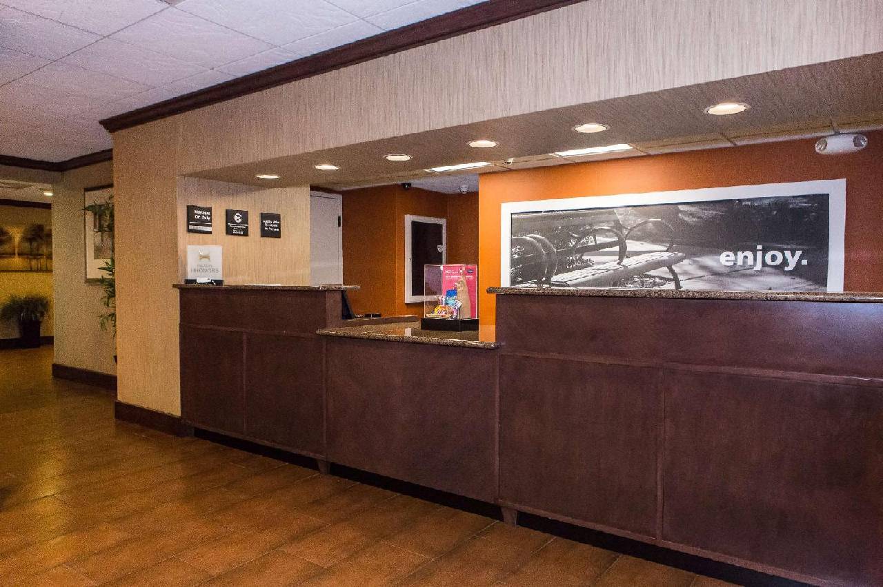 Hampton Inn Asheville I 26 Biltmore Area NC - photo 4