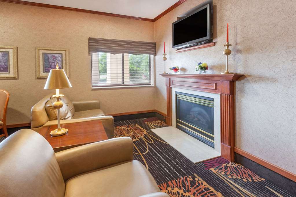 Baymont by Wyndham Chelsea - photo 2