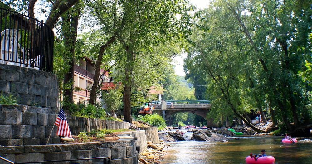Helendorf River Inn Suites & Conference Center - featured photo