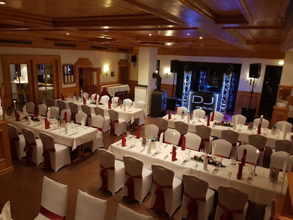 Banquet hall