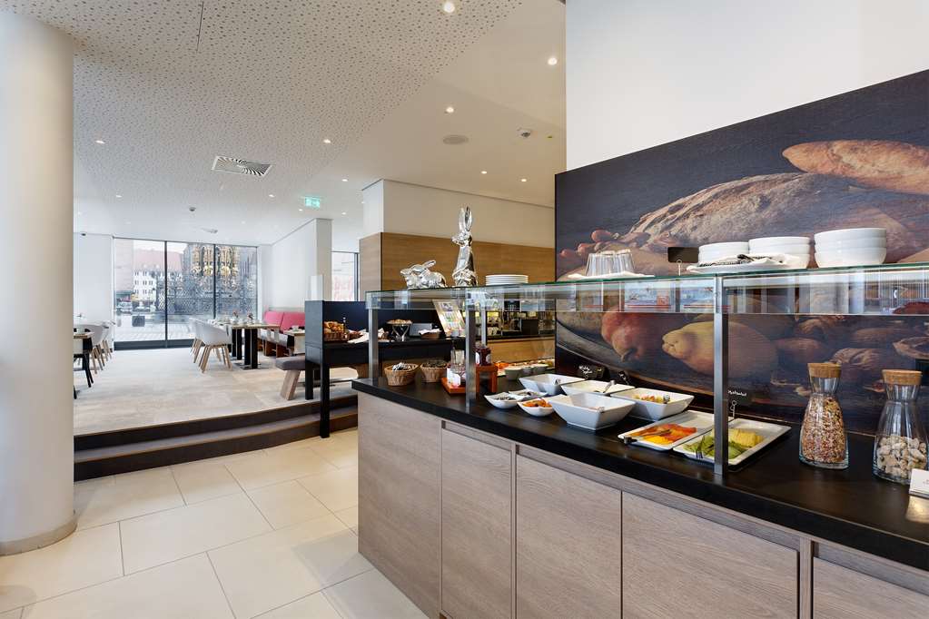 breakfastbuffet Sorat Hotel Saxx Nuremberg
