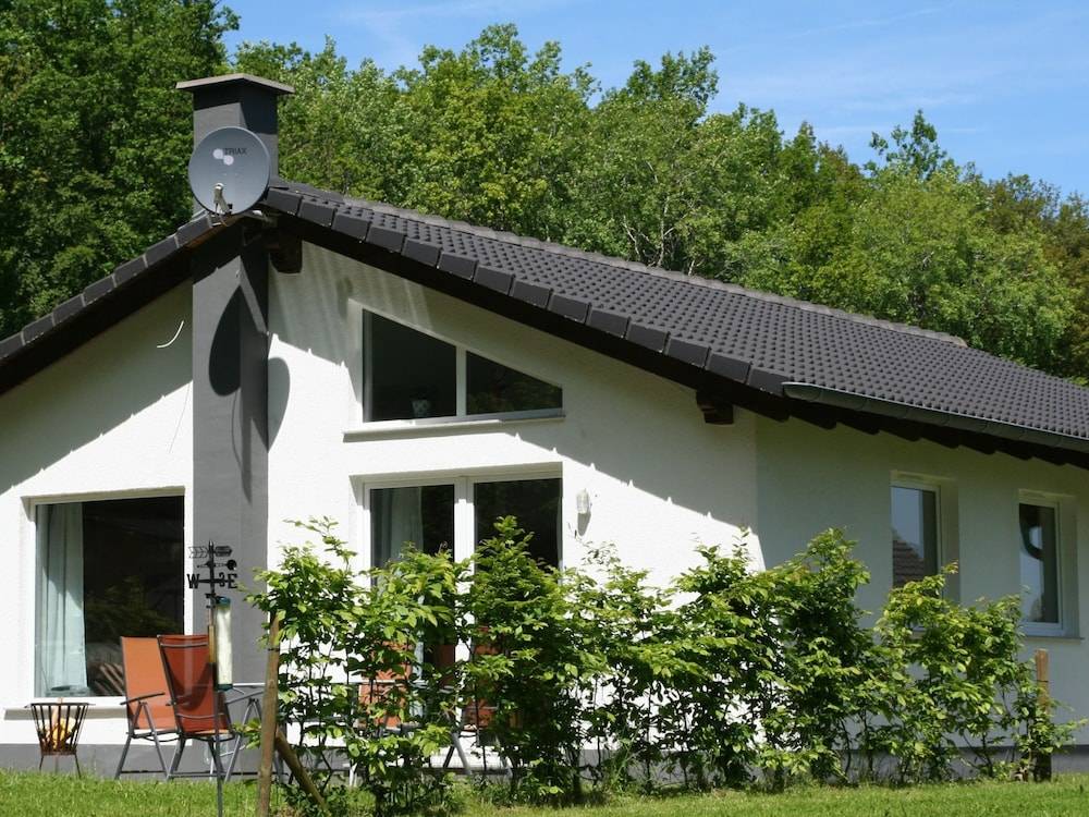 Bungalow in Eifel Near Mountain Trails