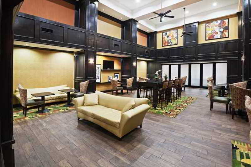 Durant Inn & Suites - photo 2