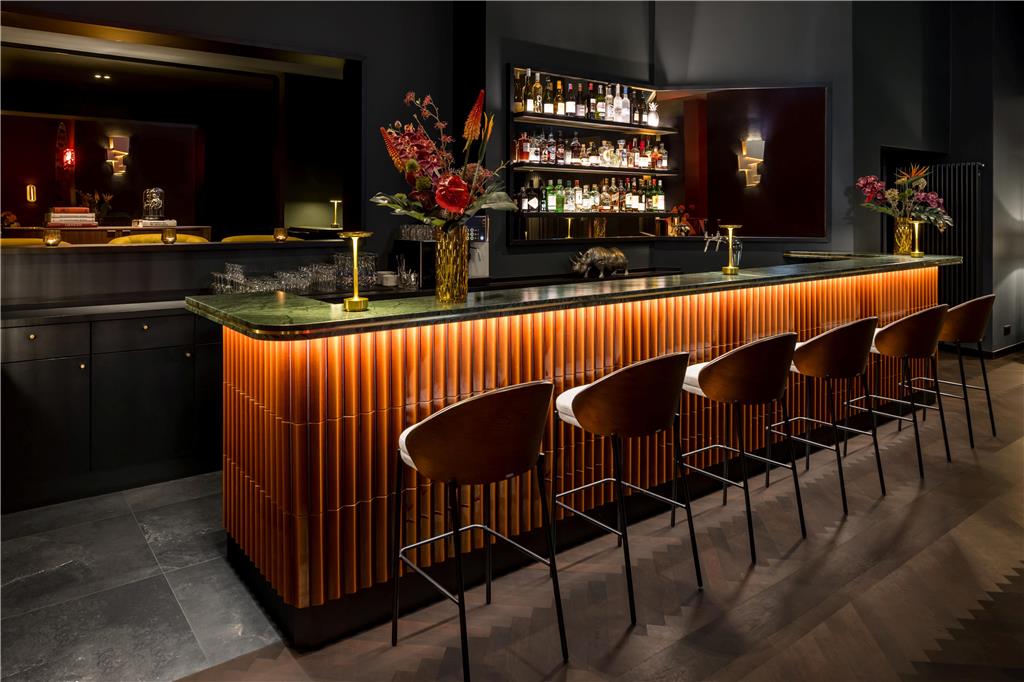 hotel amano dusseldorf bar