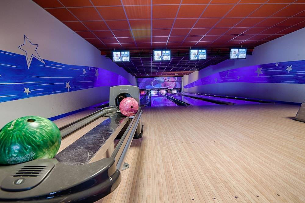 Bowling