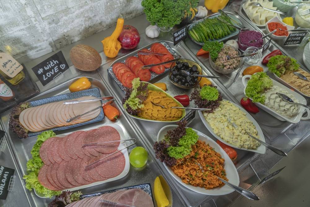 Breakfast buffet