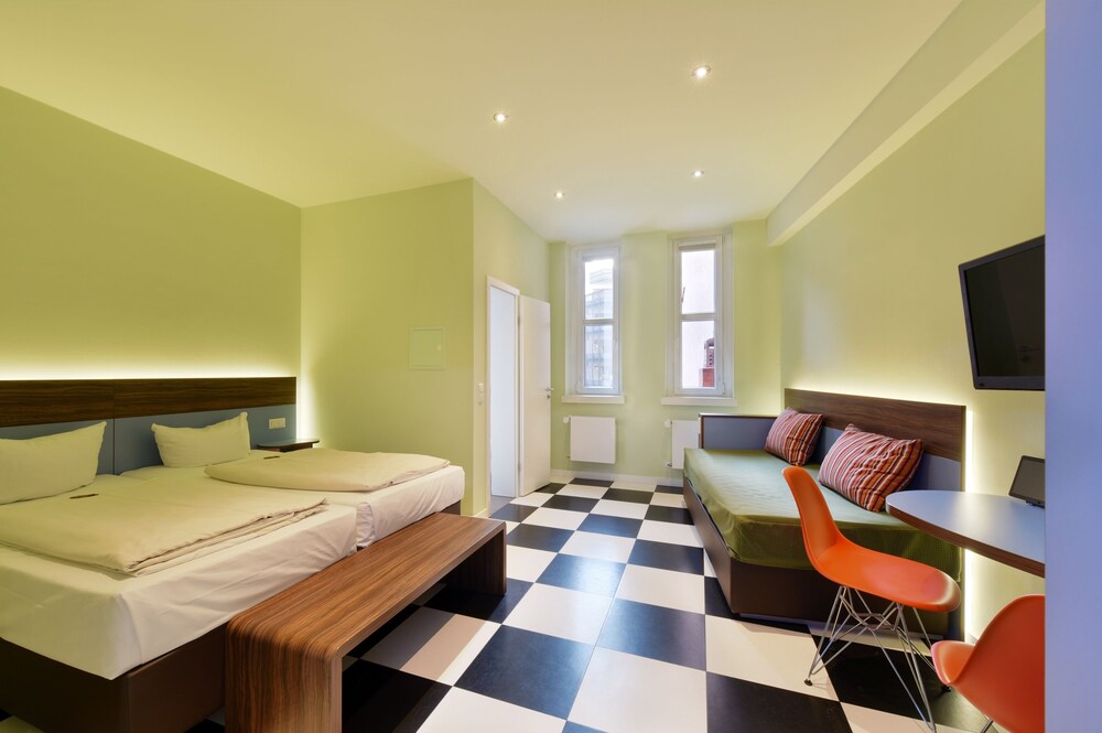 Guestroom