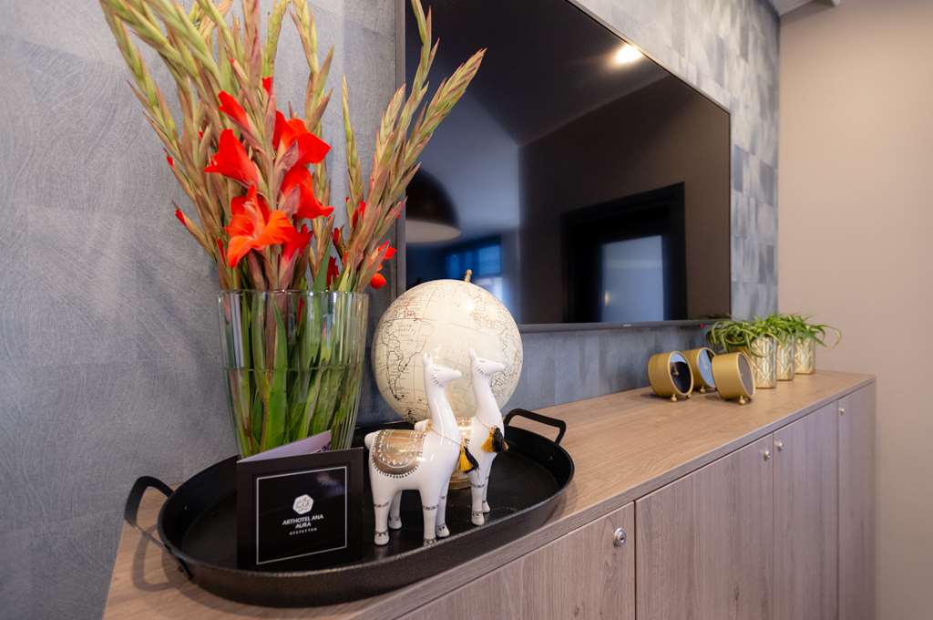 Arthotel ANA Aura Public