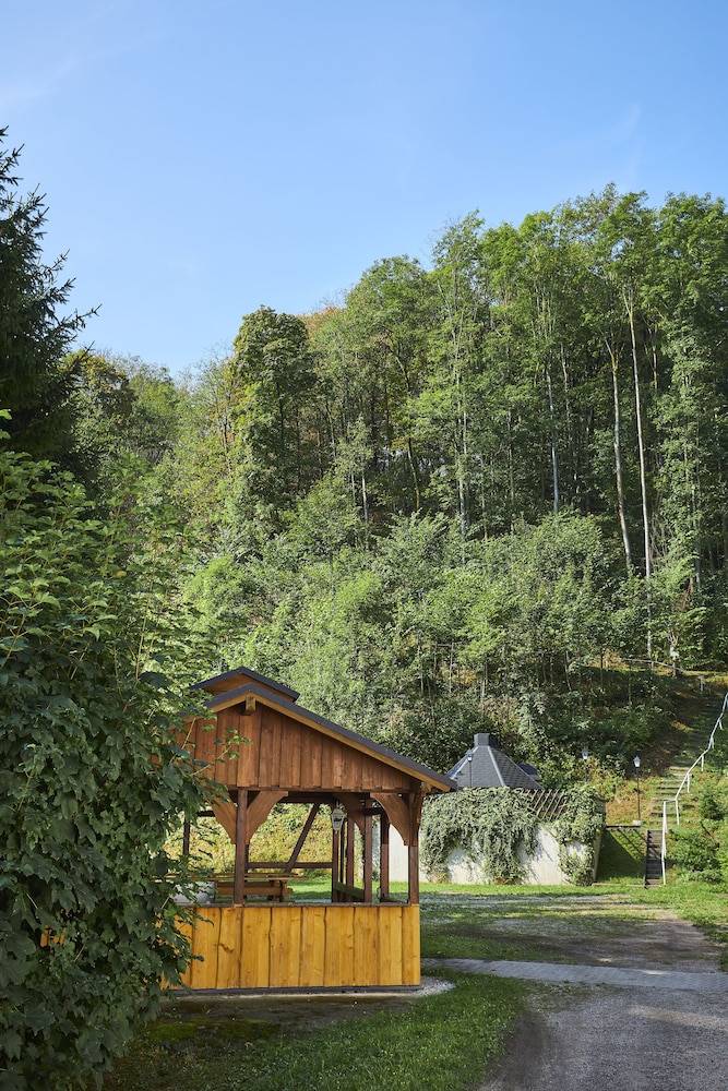 BBQ/picnic area