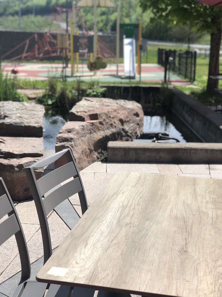 Sundeck