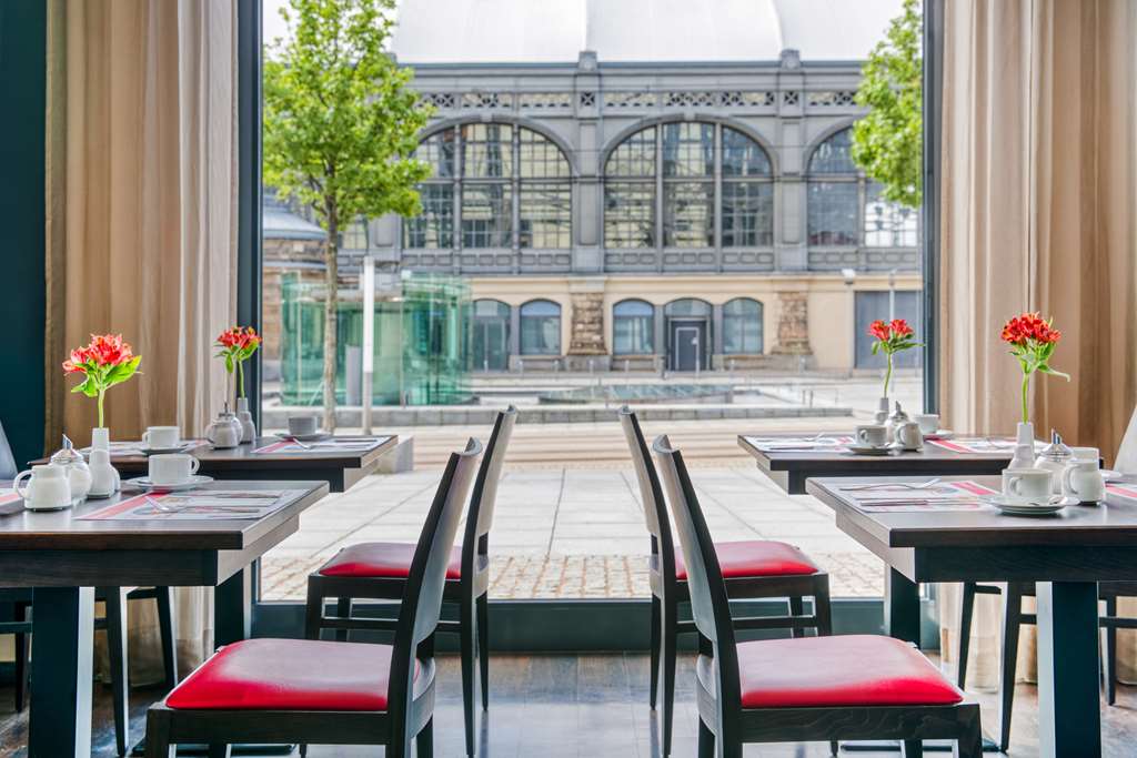 IntercityHotel Dresden, Germany - Breakfast Area