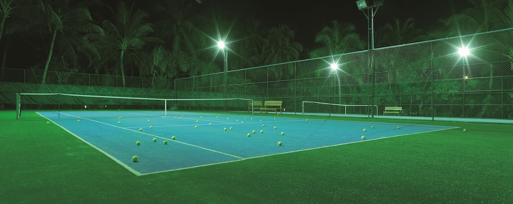 Tennis court