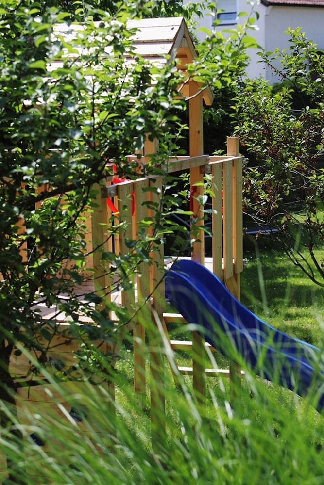 Children's play area - outdoor
