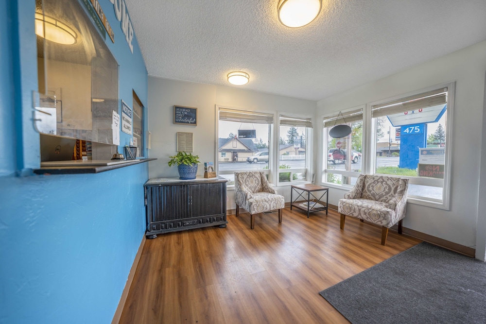 Royal Gateway Motel By OYO - photo 2