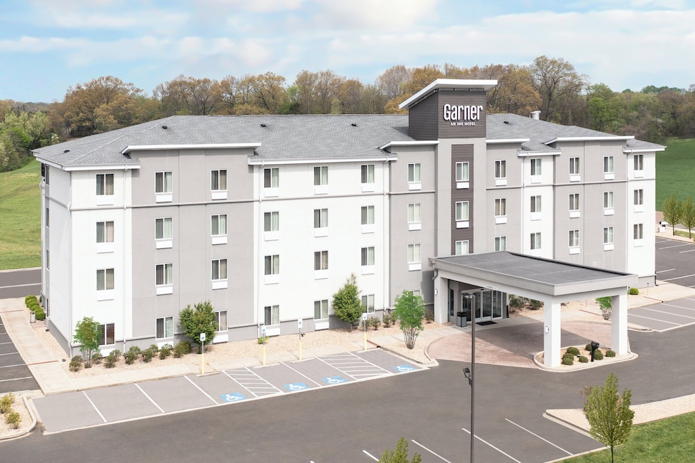Garner Clarksville Northeast an IHG Hotel - featured photo